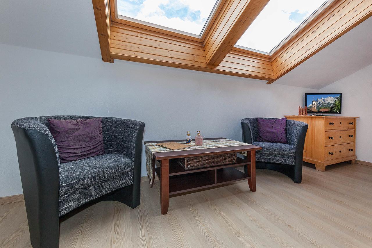 Haus Bader Lägenhet Mittenwald Exteriör bild
